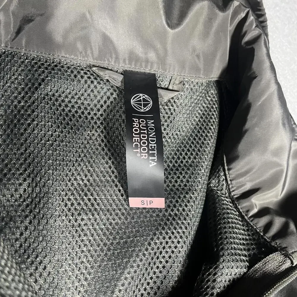 Women's Hooded Raincoat Mondetta Outdoor Project Size Small with Zipper
